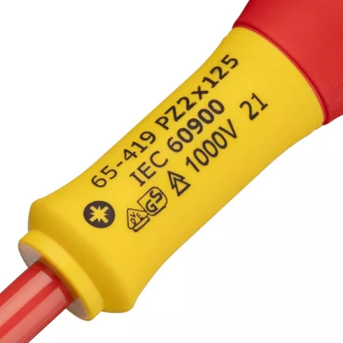 STANLEY FATMAX csavarhúzó szigetelt PZ2×125mm                                                         0-65-419