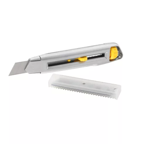 STANLEY Interlock fémházas tördelhető pengés kés 18mm, 5 db Carbide pengével                          7-10-018