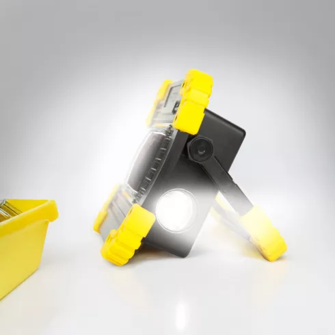 Multifunkciós reflektor - Li-ion akkumulátorral, micro-USB                                            BX18646C