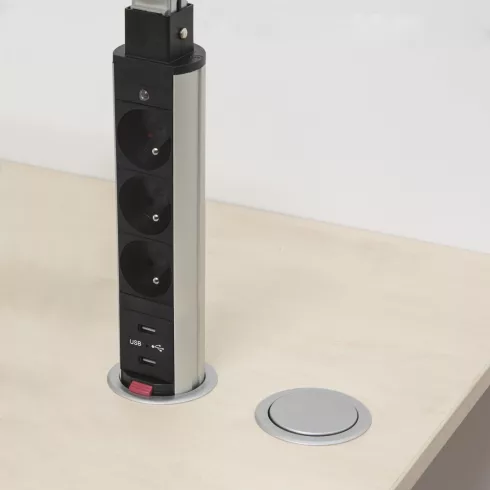 Rejtett elosztó 3-as, + USB ezüst, szlovák                                                            BX20430SUF