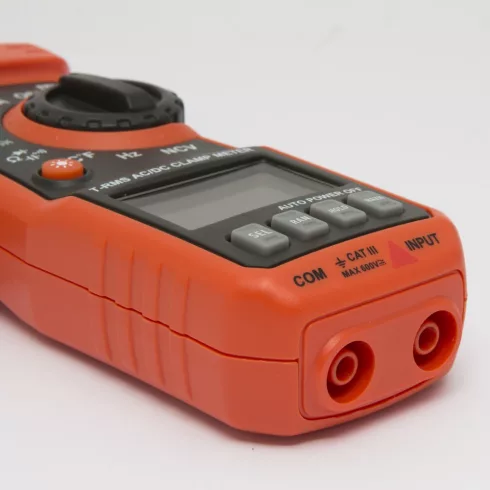Digitális lakatfogó - AC 600A, LPF, automata méréshatárváltással, munkalámpa funkció                  BX25611