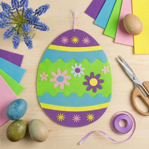 Húsvéti filc függődísz - tojás - 38 cm x 28 cm - 3 féle                                               BX57980