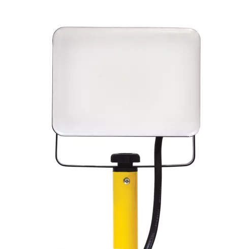 LED reflektor állványos, 30W, 3200lm, 6500K, IP44, 220-240V                                           CM308-433