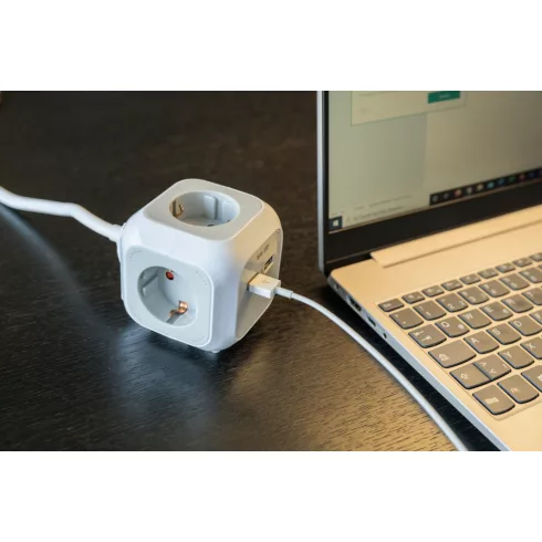 ALEA-Power kocka elosztó, 3 aljzat + 2x USB A (töltő), 1,4m H05VV-F 3G1,5, fehér/szürke               E1150100