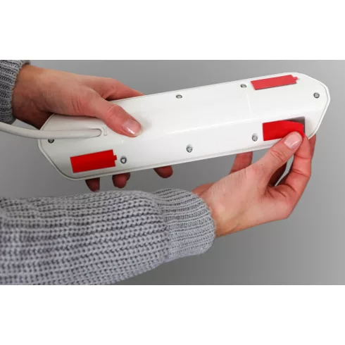 estilo sarokelosztó, 4 aljzat (2 x földelt, 2 x euro), USB töltő funkcióval,  2m H05VV-F 3G1.5, ezüs  E1153590420