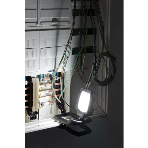 Akkus csíptethető munkalámpa, IP65, 40W, 3800lm, CL 4050 MA                                           E1173070020