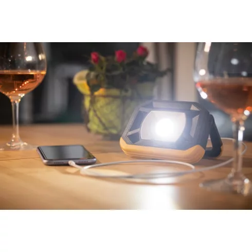 Akkus LED spotlámpa, IP65, 8,5W, 1000lm, PF 1000 MA                                                   E1173090100