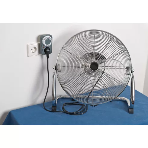 Mechanikus időkapcsoló, 120 perc, földelt alj, visszaszámlálós, MC 120                                E1506590