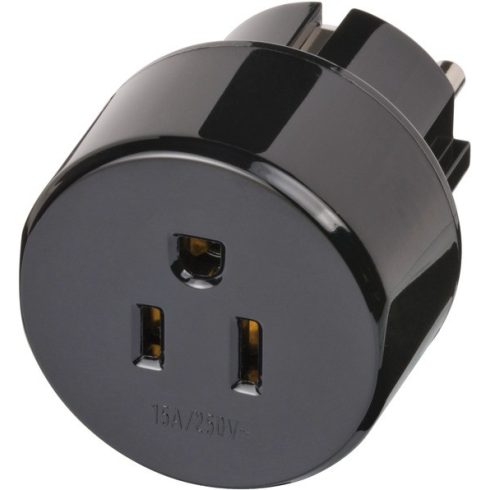 Utazóadapter, USA, Japán alj => magyar dugó - max. 15A                                                E1508520
