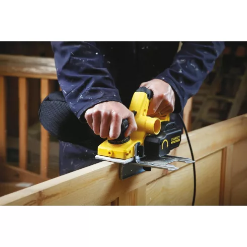 STANLEY FATMAX 750 W elektormos gyalu                                                                 FME630K-QS