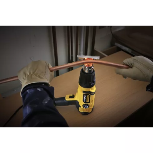 STANLEY FATMAX 2000 W Hőlégfúvó                                                                       FME670K-QS
