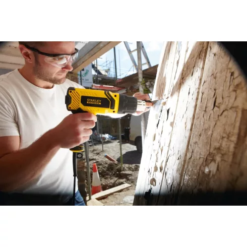 STANLEY FATMAX 2000 W Hőlégfúvó                                                                       FME670K-QS