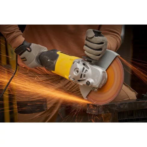 STANLEY FATMAX 2000W 230mm Sarokcsiszoló                                                              FMEG232-QS