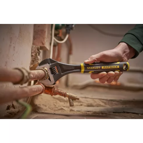 STANLEY FATMAX bimateriális állítható villáskulcs 150mm                                               FMHT13125-0