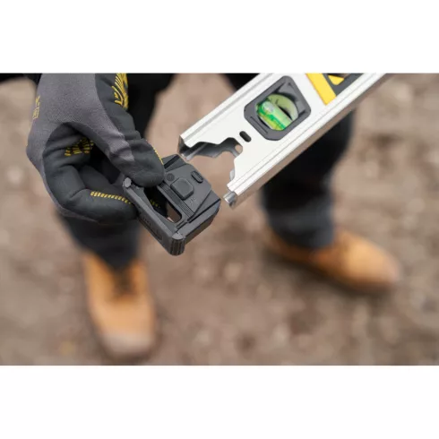 STANLEY FATMAX Xtreme vízmérték 60cm, 0,5-0,8mm/m pontosság, alumínium test, levehető végkupak        FMHT43672-1