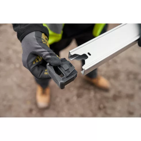 STANLEY FATMAX Xtreme mágneses vízmérték 200cm, 0,5-0,8mm/m pontosság,alumínium test,levehető végkup  FMHT43679-1