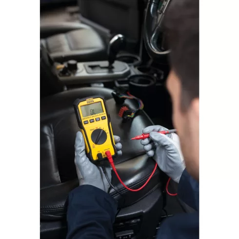 STANLEY FATMAX Smart digitális multiméter                                                             FMHT82563-0