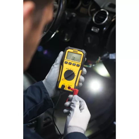 STANLEY FATMAX Smart digitális multiméter                                                             FMHT82563-0
