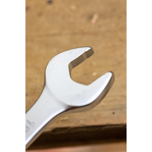 STANLEY Csillag-villáskulcs 16 mm csúszásmentes                                                       FMMT13039-0