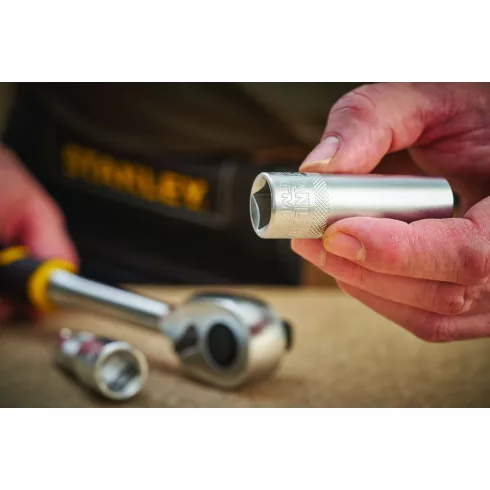 STANLEY 1/2' drive gyújtógyertya dugókulcs 21 mm                                                      FMMT17968-0