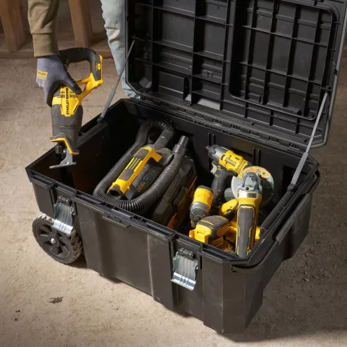 STANLEY FATMAX Pro-Stack kerekes szerszámláda, 113 literes                                            FMST17870-1