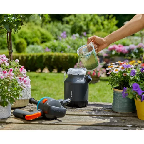 GARDENA Nyomáspermetező display(24db), 1,25L tartály, 3bar nyomás, biztonsági szeleppel, 360°funkció  GE11120-90