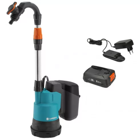GARDENA Akkumulátoros hordóürítő szivattyú 2000/2 18V P4A akkumulátorral                              GE14602-20
