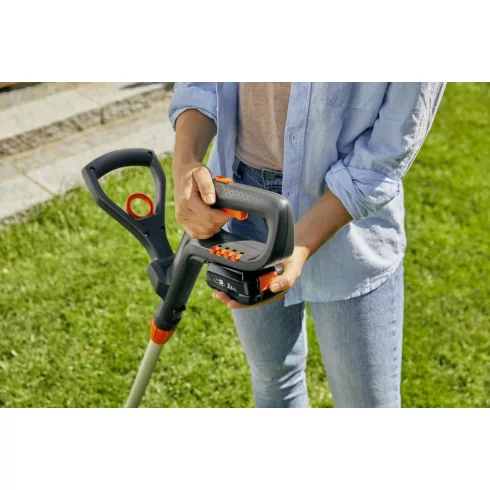 GARDENA EasyCut 23/18V P4A akkumulátoros fűszegélynyíró akkumulátor nélkül, 5 db pótkéssel            GE14700-55