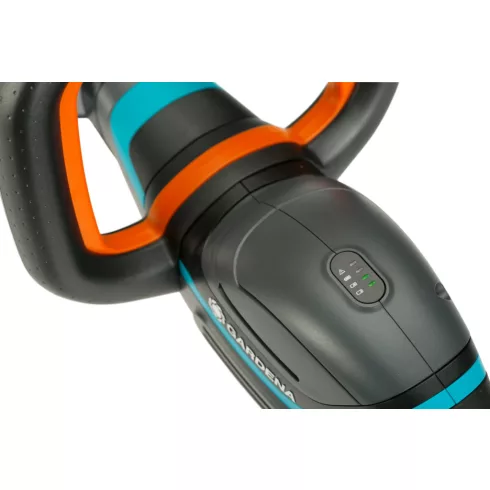 EasyCut sövénynyíró 45, 18V P4A akkumulátor nélkül, kés hossza 45cm, késnyílás 15mm,max.60perc/140m2  GE14734-55