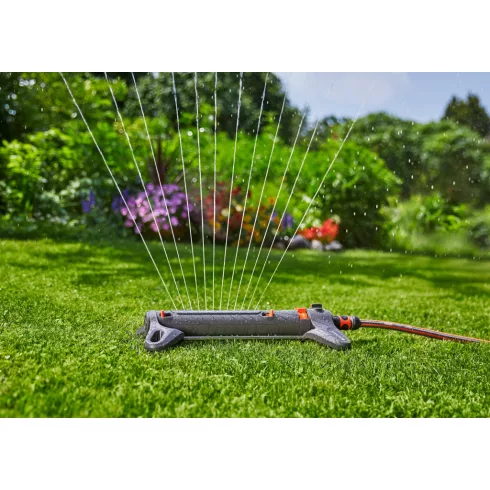 GARDENA Comfort négyszögesőztető AquaZoom S display(16db), 9-150m2, 3-15m hatótáv, 10m szélesség      GE18710-95