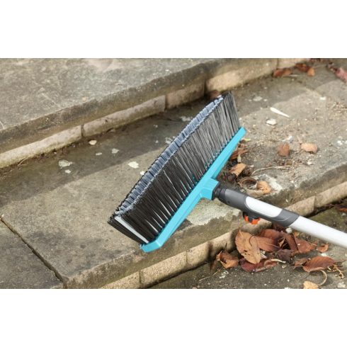 GARDENA Combisystem  kerti seprű                                                                      GE3622-20