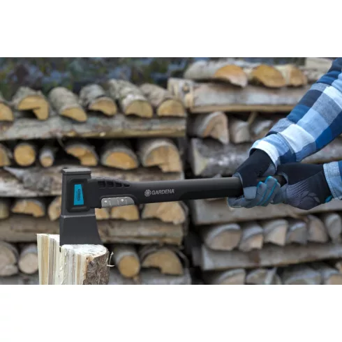 GARDENA Univerzális fejsze 1400A                                                                      GE8716-48