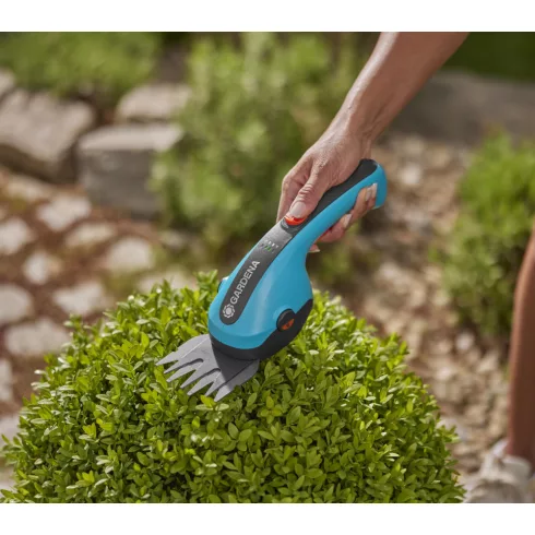 GARDENA ClassicCut Li Akkumulátoros fűnyíró olló, üzemelési idő: 50 perc                              GE9884-20
