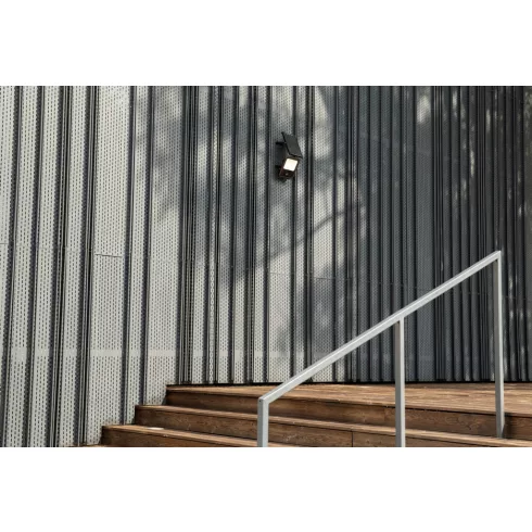 FL SONE SLR M NW-GR napelemes LED reflektor, 3,2 DC, 10000 mAh, 10 W, 1200 lm, 4000 K, IP65           KAN36606