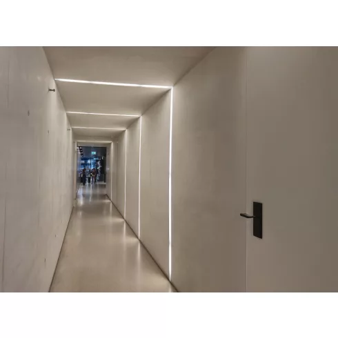 LCOB 14W/M 24 IP00-WW LED szalag, 24 DC, 1 m = 14 W / 1400 lm, 3000 K, WW, IP00, F                    KAN39410