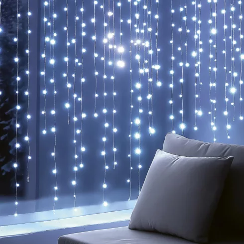 DOT LED-es fényfüggöny, 210db hidegfehér LED, állófényű, 1,5x1,4m, adapteres, beltéri kivitel HSO     KIN210DWH