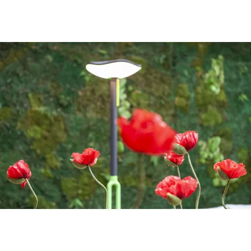 POPPY szolár, álló lámpa, beépített hangszóróval                                                      L6910802335