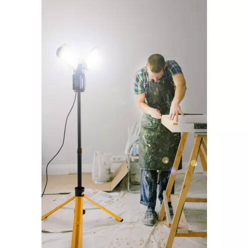 PERI LED munkalámpa, állvánnyal, 105W, 5000K, 9000lm, IP54, sárga                                     L7901305426