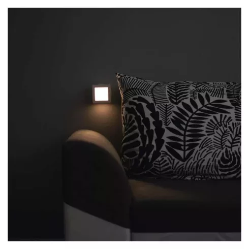 LED éjszakai fény fotoszenzorral                                                                      P3316