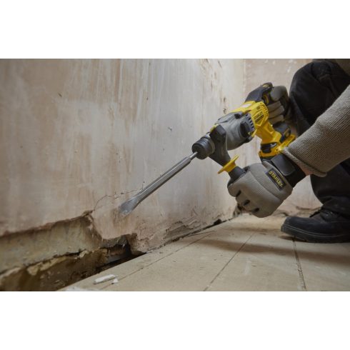 STANLEY FATMAX 18 Volt-os V20 akkumulátoros SDS-plus kombi fúrókalapács KEFE NÉLKÜLI                  SFMCH900B-XJ