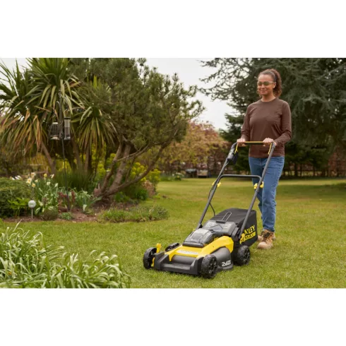 STANLEY FATMAX 18 Volt-os V20 akkumulátoros kefementes fűnyíró 51cm, akku nélkül                      SFMCMW2651B-X