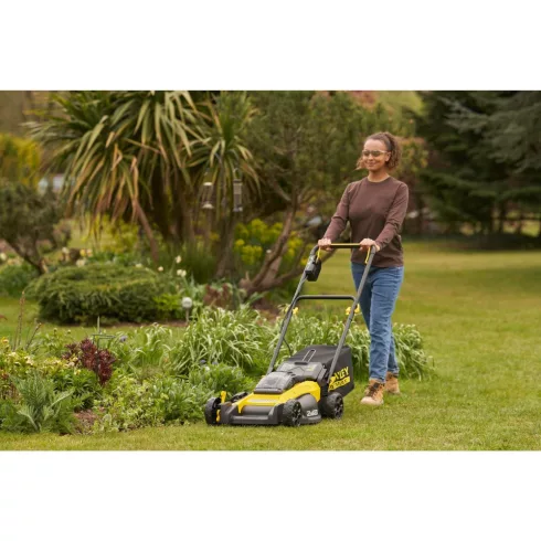 STANLEY FATMAX 18 Volt-os V20 akkumulátoros kefementes fűnyíró 51cm                                   SFMCMW2651M-Q