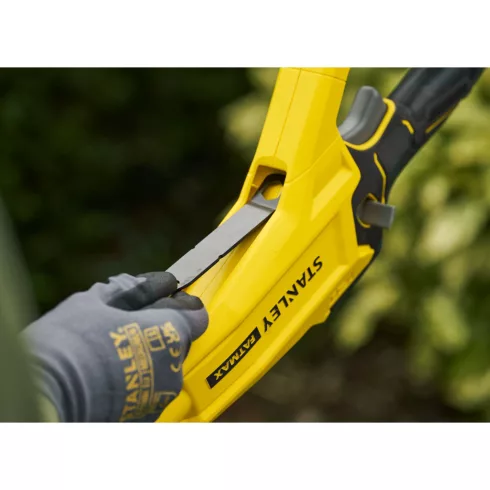 STANLEY FATMAX V20 magassági ágvágó, akkumulátor nélkül, max.3m hossz, max.15cm ágvastagság           SFMCPS720B-XJ