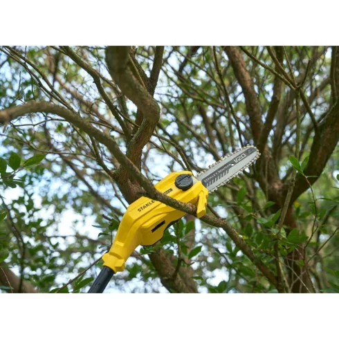 STANLEY FATMAX V20 magassági ágvágó, akkumulátor nélkül, max.3m hossz, max.15cm ágvastagság           SFMCPS720B-XJ