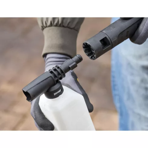 STANLEY FATMAX 18 Volt-os V20 akkumulátoros magasnyomású mosó, akku és töltő nélkül                   SFMCPW1500B-X