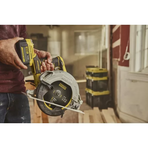 STANLEY FATMAX 18 Volt-os V20 akkumulátoros körfűrész, KEFE NÉLKÜLI                                   SFMCS550B-XJ