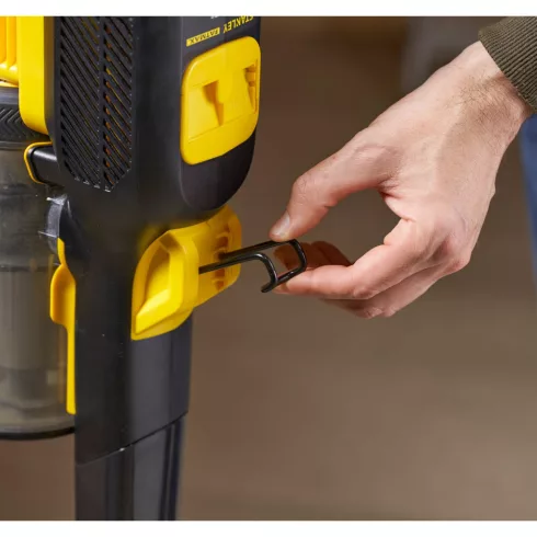 STANLEY FATMAX 18 Volt-os V20 akkumulátoros álló porszívó, akkuval, töltővel                          SFMCVS001D1-Q