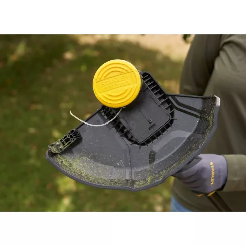 STANLEY FATMAX 18 Volt-os V20 akkumulátoros kefementes fűkasza 33cm, akku és töltő nélkül             SFMSTB930B-XJ