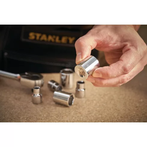 STANLEY 3/8' drive 6p dugókulcs 13 mm                                                                 STMT86308-0