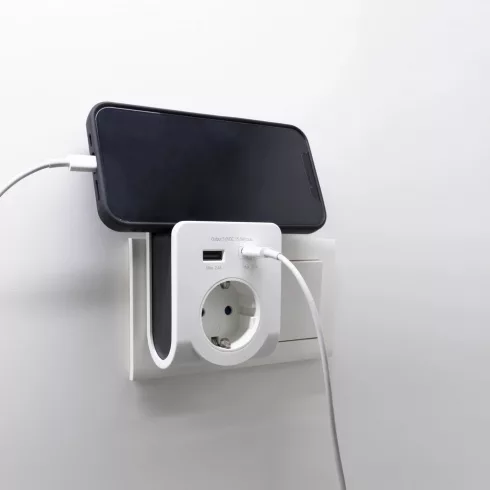 Földelt köztes csatlakozó aljzat 2xUSB (A-C) töltővel és mobiltartóval, IP20, fehér                   VT0020770112